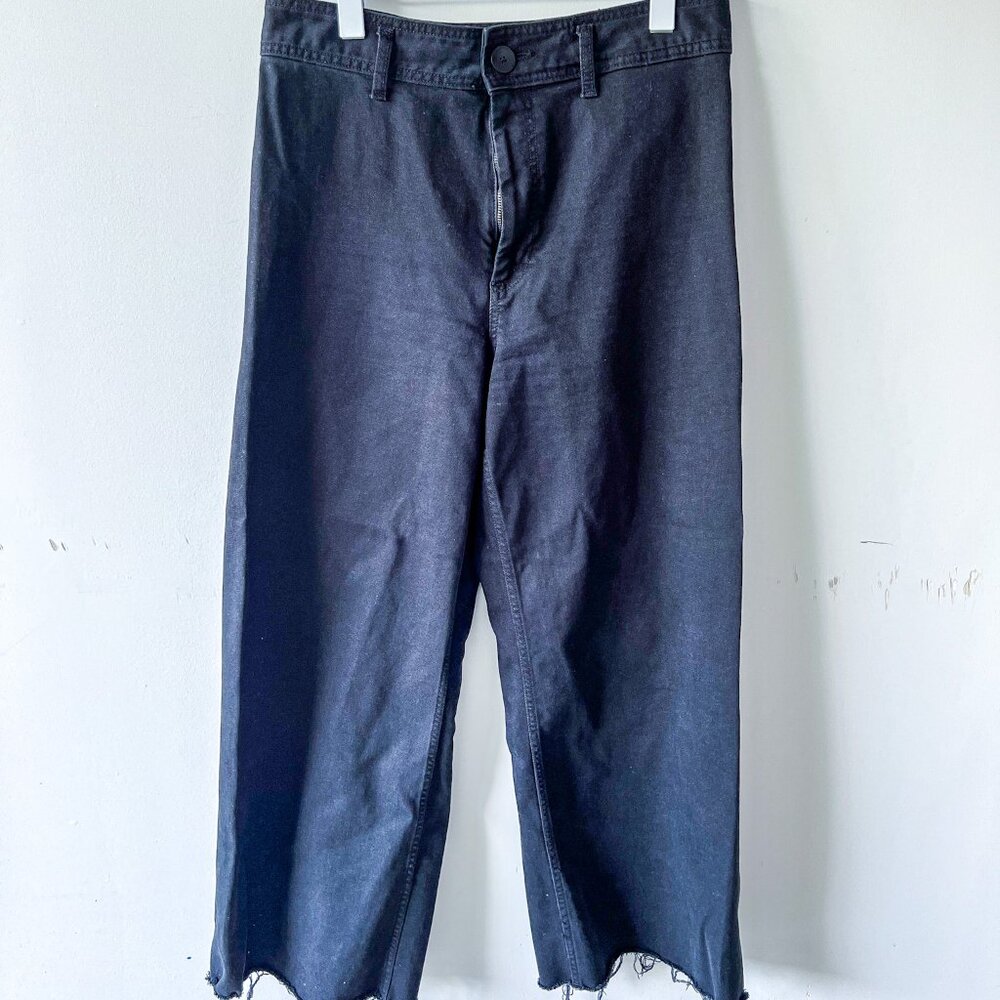 Zara wide leg raw hem cut off jeans black size 12
